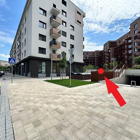 Zwirn1, Uplne Nove, Parkovanie, Klimatizacia, Bratislava Eksteriør bilde